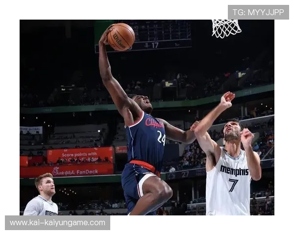 哈登高分三双仍难翻盘：快船半场崩+末节软如何解？