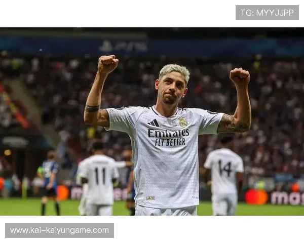 巴尔韦德远射世界波，皇马主场彻底点燃